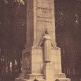 Senlis, monument aux Morts de la Grande Guerre, marque l'extrême limite (…)