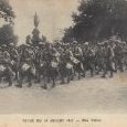 1917, les "poilus" défilent lors du défilé du 14 juillet.