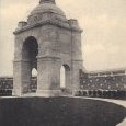 Longueval, vue rapprochée du monument à la mémoire des Suds-Africains.