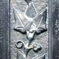 Détail des ornements de la croix