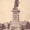 Monument aux Morts d'Esnes, un "poilu triomphant" (…)